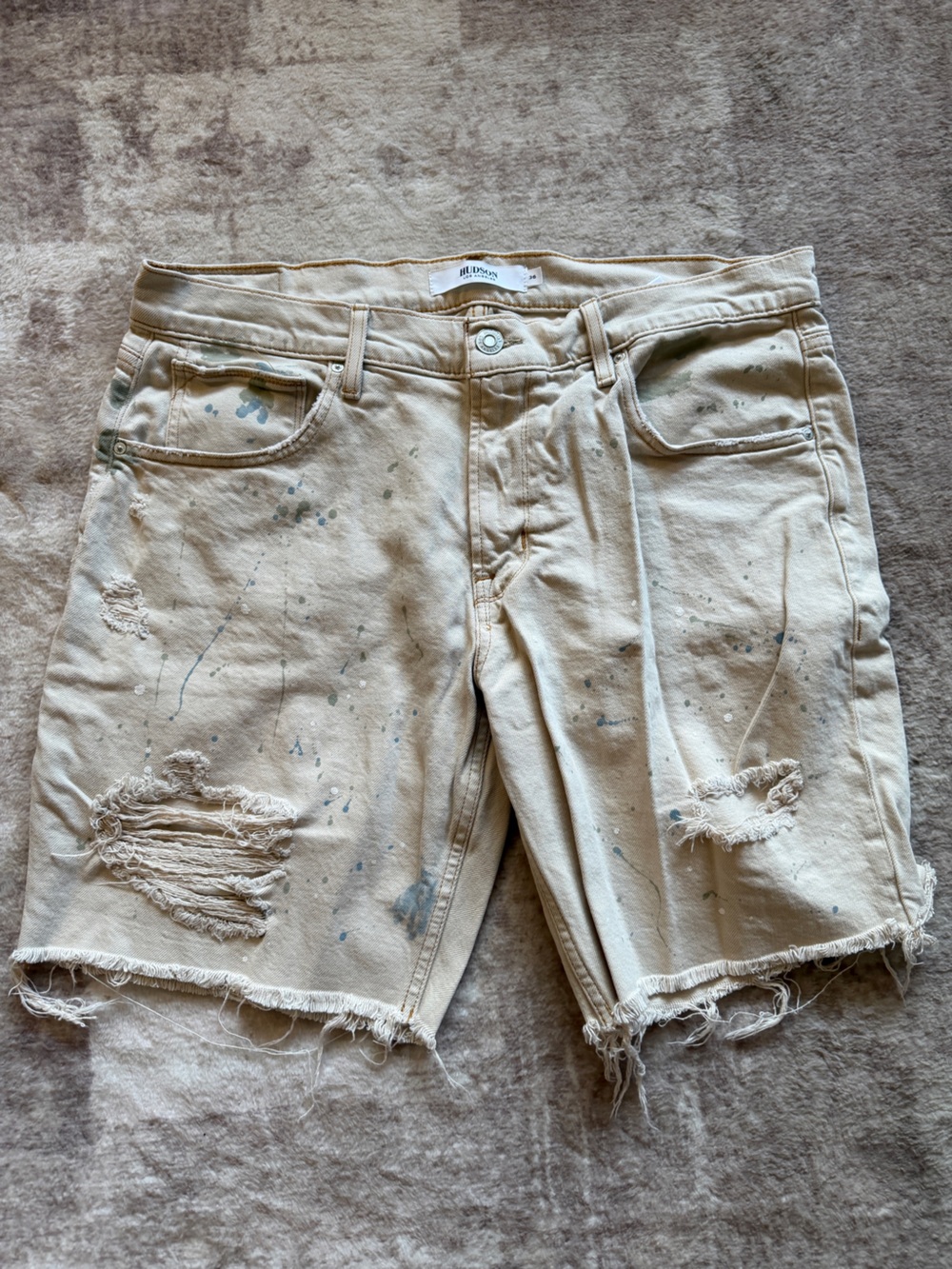 Hudson Jeans Beige/Cream Paint Splatter Distressed Cutoff Shorts 36